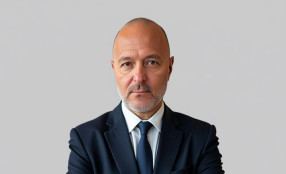 IA al lavoro in banca: Yabe, la piattaforma full-stack by AION Team